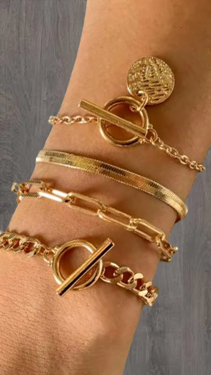 Lot de 4 Bracelets Effet Dorés, Style Tendance Chic & Élégant, Maille Variée